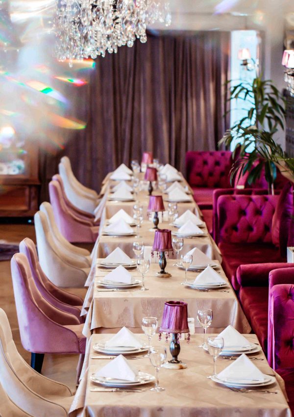 classic-luxury-style-restaurant-